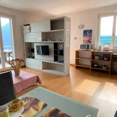 Daire The Swallow - With Terrace View Argegno