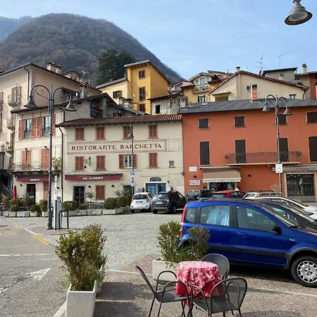 The Swallow - With Terrace View Apartment Argegno